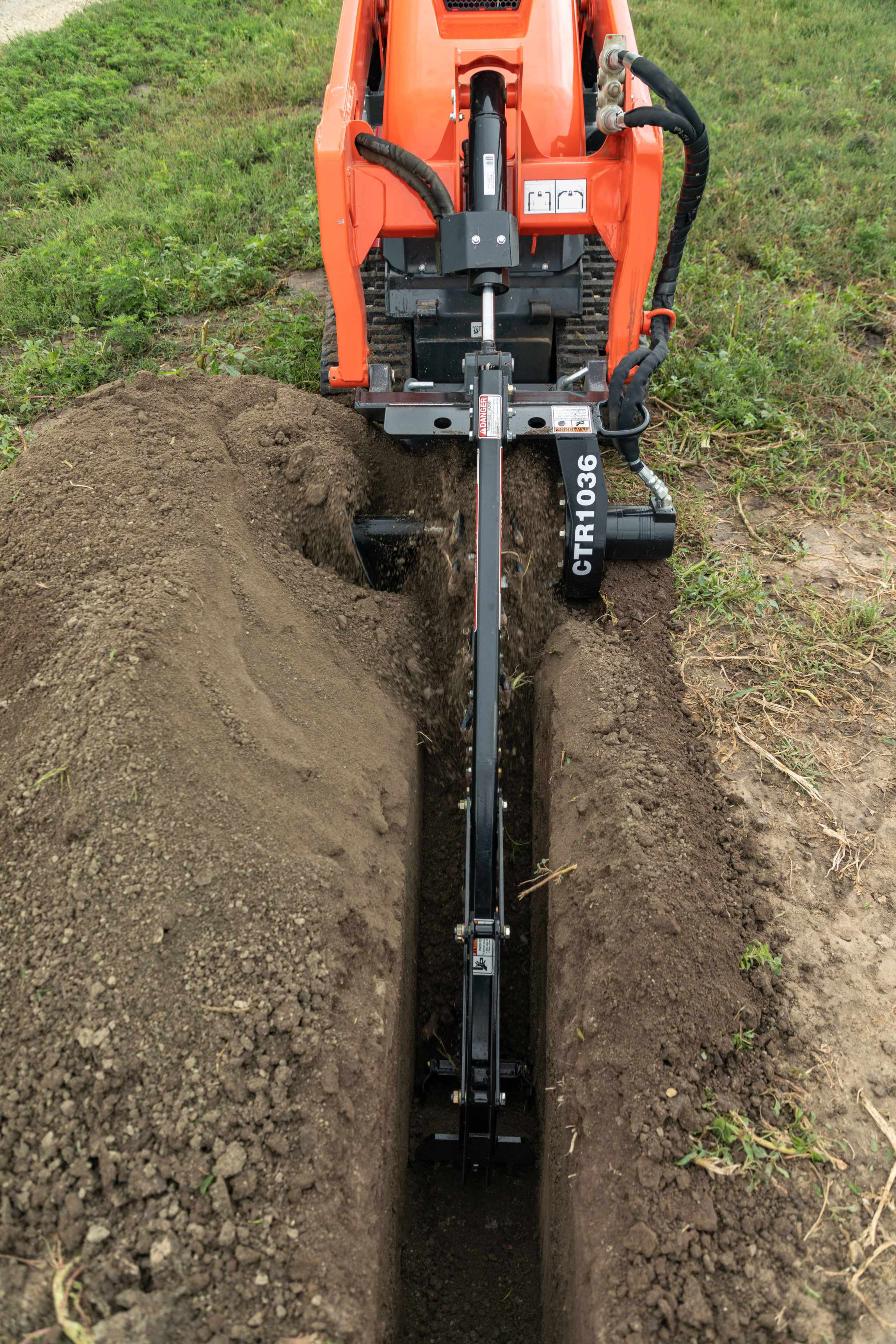 Mini Trench Machine CTR10 SERIES COMPACT TRENCHERS - MacAllister Machinery